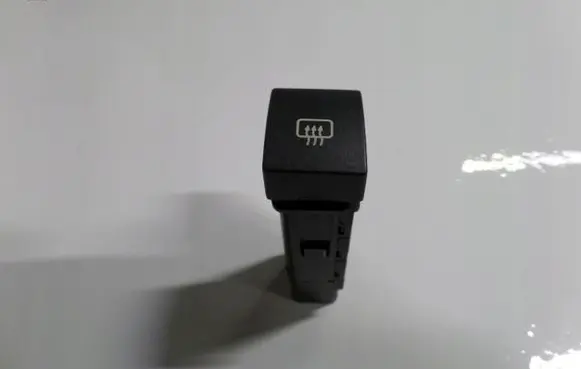 KIA Sorento Electric window control switch 621W05010SZYB