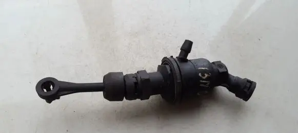 Nissan Micra Clutch master cylinder 30610ax010