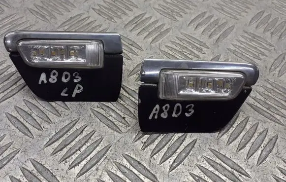Audi A8 S8 D3 4E Front indicator light 