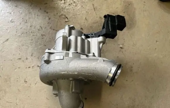 Mercedes-Benz Vito Viano W638 Supercharger A2560908900