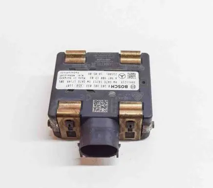 Mercedes-Benz Sprinter W907 W910 Distronic sensor radar A9079001303 39R11215
