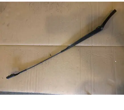 Volkswagen PASSAT B7 Windshield/front glass wiper blade 3AB955410