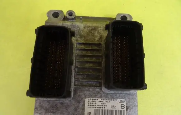 Alfa Romeo 147 Engine control unit/module 0261206714