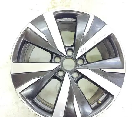 Volkswagen Golf VIII R18 alloy rim 5H0601025AQ
