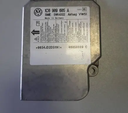 Volkswagen Golf IV Airbag control unit/module 1C0909605A 5WK43122 46050809C