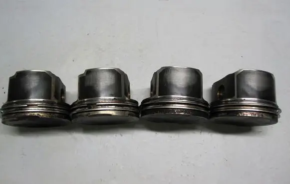 Audi TT TTS Mk2 Piston with connecting rod 326GB