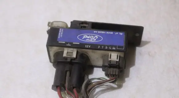 Ford Galaxy Coolant fan relay 7M0000317