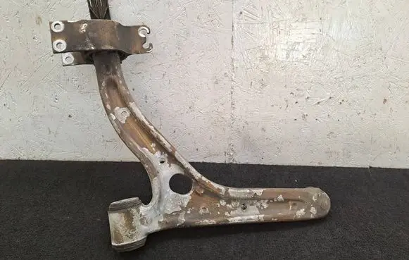 Mercedes-Benz CLA C117 X117 W117 Front lower control arm/wishbone A2463330400