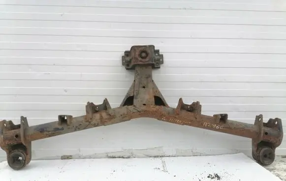 Hyundai Trajet Rear subframe 