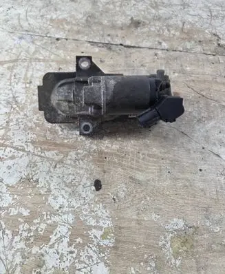 Mazda 6 Starter motor M000T90981 L813