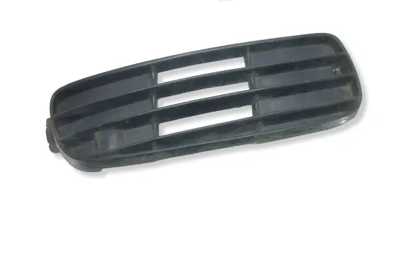 Audi 80 90 S2 B4 Front bumper lower grill 8A0807346