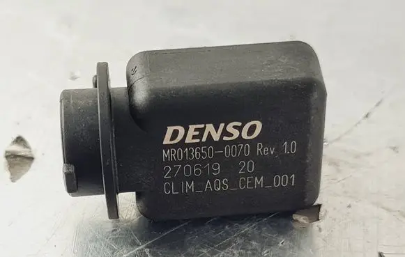 Peugeot 3008 II AUC sensor MR0136500070 CEM001 27061920