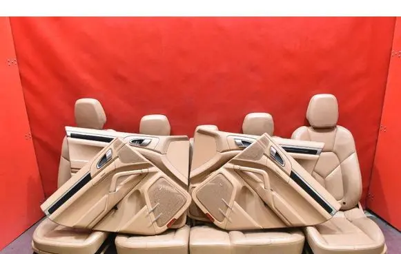 Porsche Cayenne (9PA) Seat set 