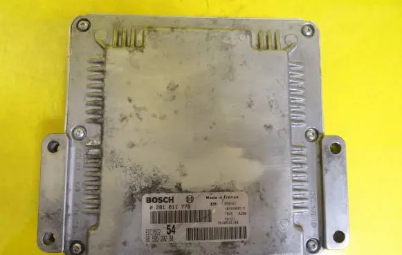 Peugeot 807 Engine control unit/module 0281011779 9659520280