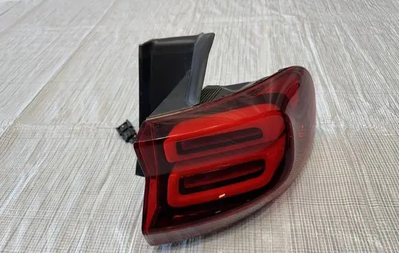 Citroen C5 Aircross Rear/tail lights 9817269580