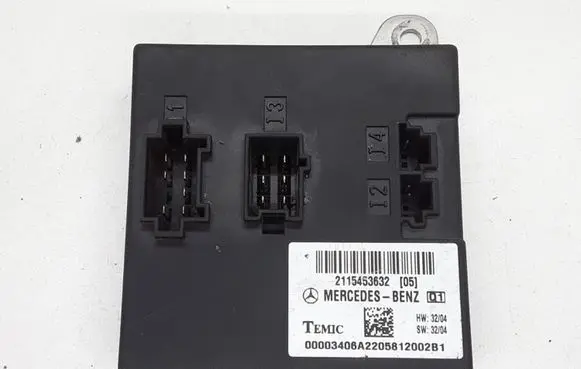 Mercedes-Benz E W211 Comfort/convenience module A2115453632