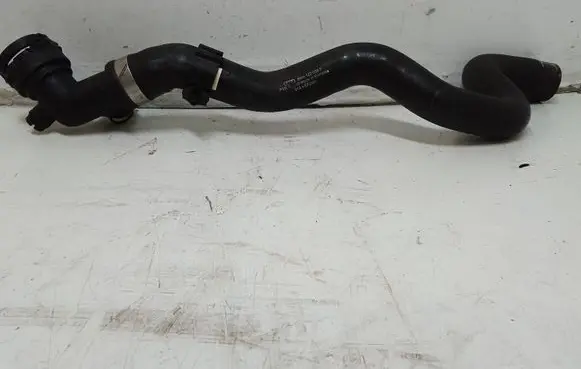 Audi A4 S4 B9 Engine coolant pipe/hose 8W0122055P