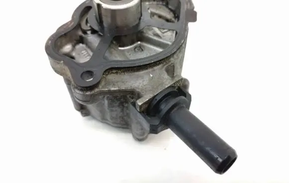 Mercedes-Benz E W212 Vacuum pump A6512300165
