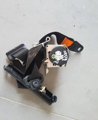 Ford Fiesta Front seatbelt