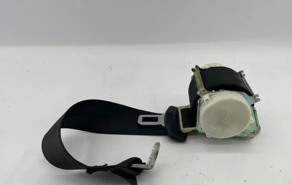 Audi A3 S3 8P Rear seatbelt 8P3857805B 8P3857805