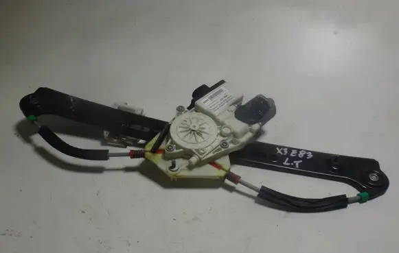 BMW X3 E83 Rear door window regulator motor 6925965