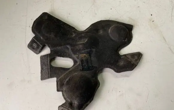 Ford Focus other engine part 6L070