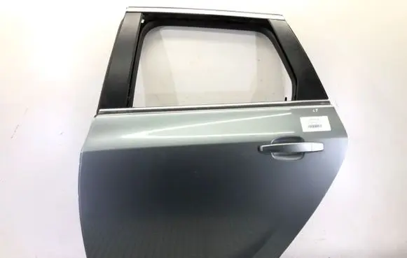Opel Astra J Rear door