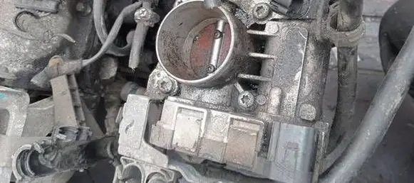 Fiat Punto (188) Throttle valve 44SMF9