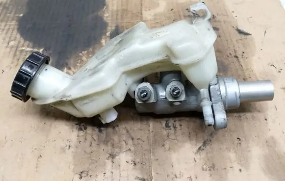 Ford Fiesta Master brake cylinder 03350884941