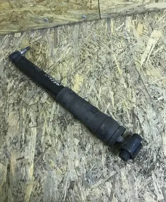 Renault Megane III Rear shock absorber/damper