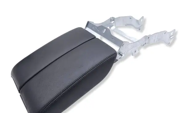 Land Rover Evoque II Armrest K8D2045C74GE8PVJ 1092019 1421442