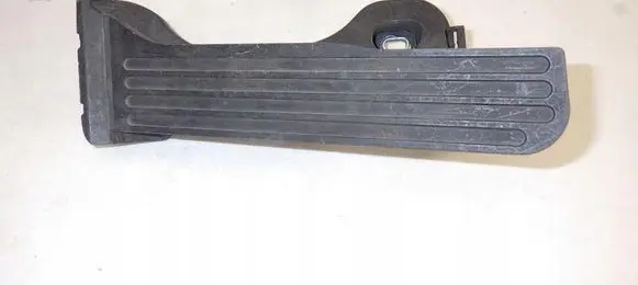 Skoda Octavia Mk2 (1Z) Accelerator throttle pedal 1K1721503P
