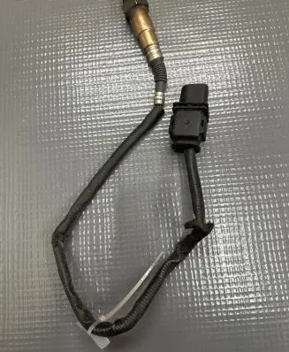 Mercedes-Benz C AMG W204 Lambda probe sensor 0035427018 0007071308 158017016017
