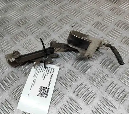 Volvo XC40 Rear air suspension level height sensor 8888899693 32221958