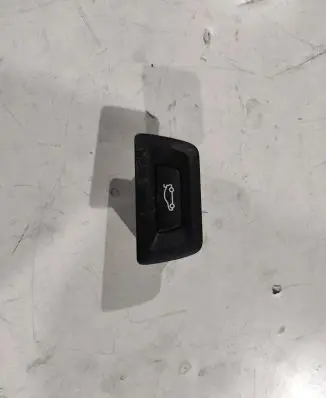 BMW 5 G30 G31 G38 Tailgate/trunk/boot open switch 9275119
