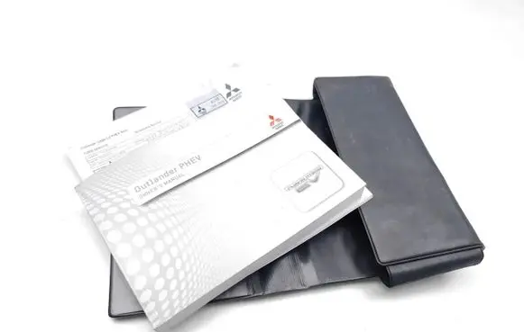 Mitsubishi Outlander Owners service history hand book 