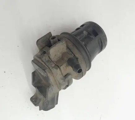 Mazda 6 Windscreen/windshield washer pump 8603109170