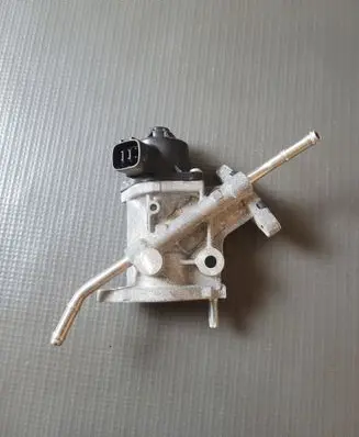 Toyota C-HR I EGR valve 2562037140