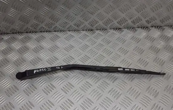 Fiat Punto (188) Front wiper blade arm