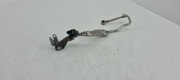 Audi SQ7 Oil pressure sensor 057145826K 057131087F