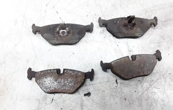 BMW 3 E46 Brake pads (rear) 