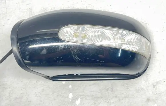 Mercedes-Benz E W211 Front door electric wing mirror 413133419