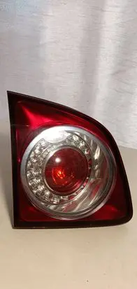 Volkswagen Golf Plus Tailgate rear/tail lights 5M0945093D 131200 9649620