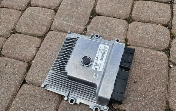 Opel Mokka B Engine control unit/module 9851418180 9815023380