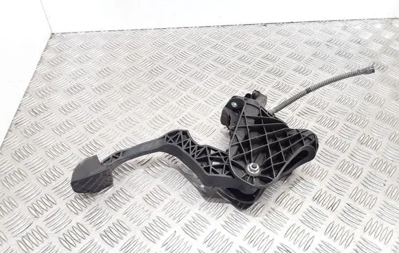 Clutch pedal