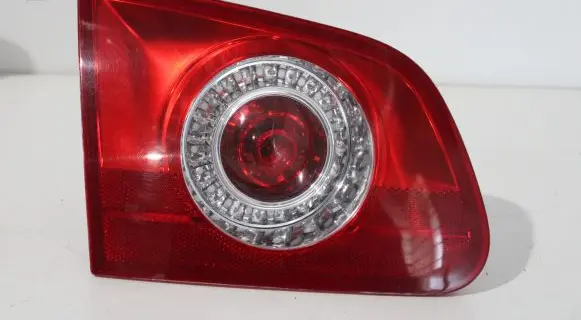 Volkswagen PASSAT B6 Tailgate rear/tail lights 3C9945093