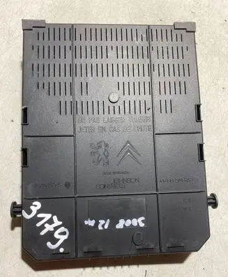 Peugeot 3008 I Comfort/convenience module 966405908002 281208364 281192483C