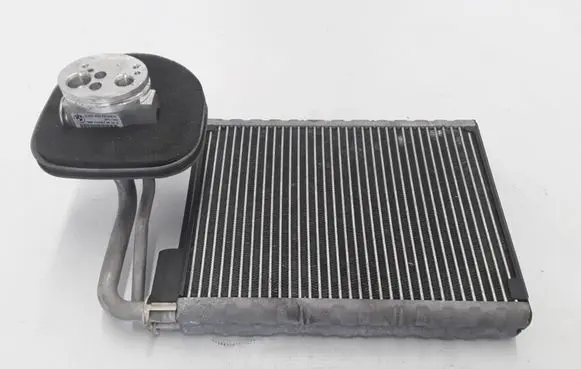 BMW 5 F10 F11 Air conditioning (A/C) radiator (interior) 