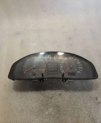 Audi A4 S4 B5 8D Speedometer (instrument cluster) 8D0919861A