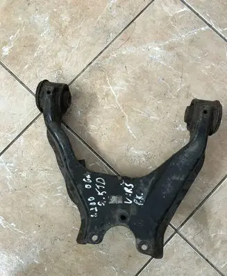 Mitsubishi L200 Front lower control arm/wishbone